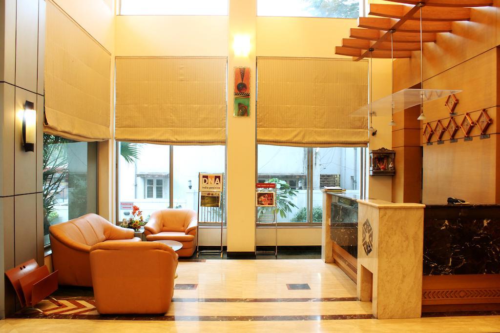 Hotel Ambassador Pune Exterior foto