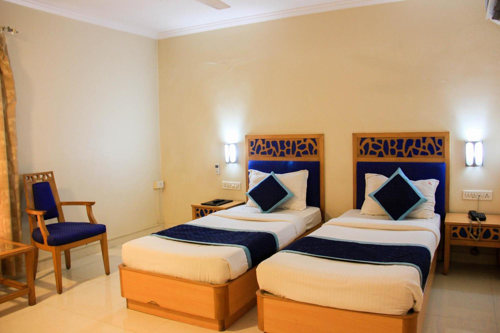 Hotel Ambassador Pune Exterior foto